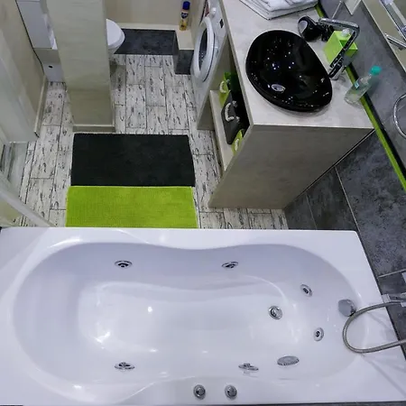 Flatsinminsk Cazino Carat Apartment *
